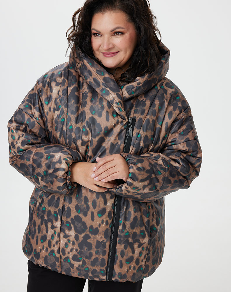 А1117/1 Куртка Флорена 200С коричневый принт леопард (зеленый) для женщин большого размера с доставкой по Москве и России
