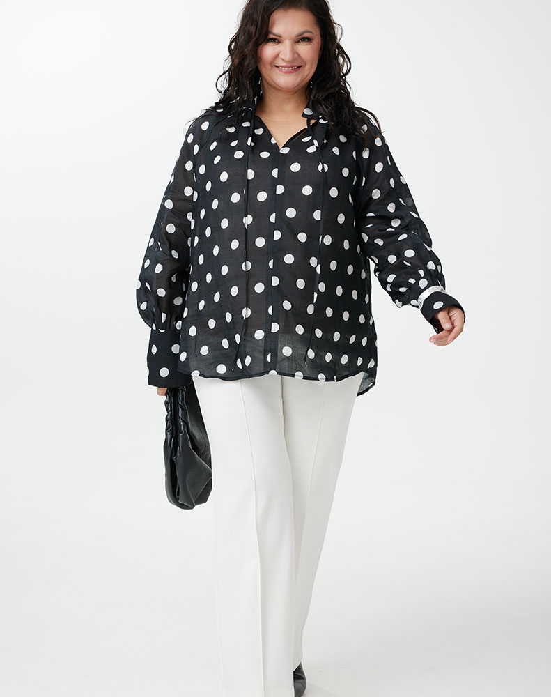 А1098/2 Блуза Есения черный принт горох для женщин большого размера с доставкой по Москве и России