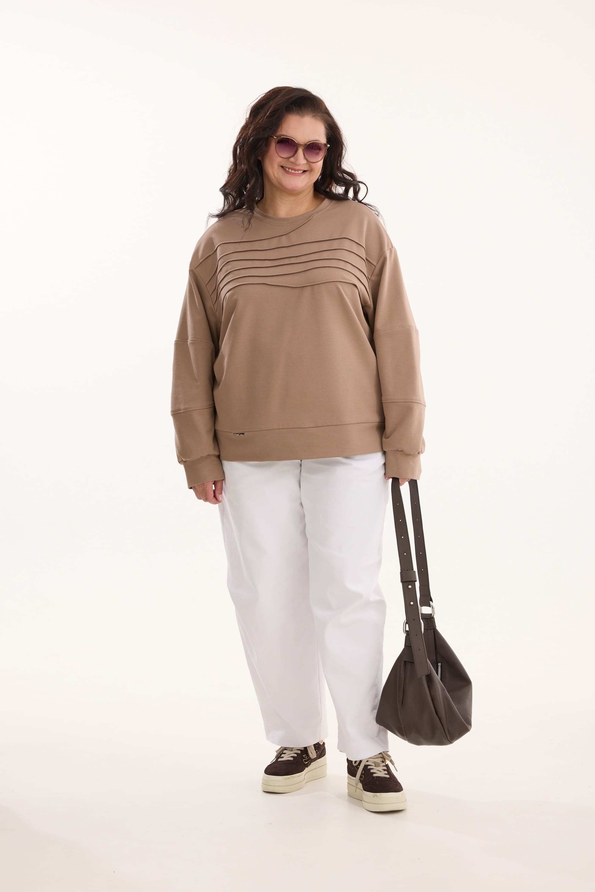 А1171 Свитшот Краков кофейный для женщин большого размера с доставкой по Москве и России